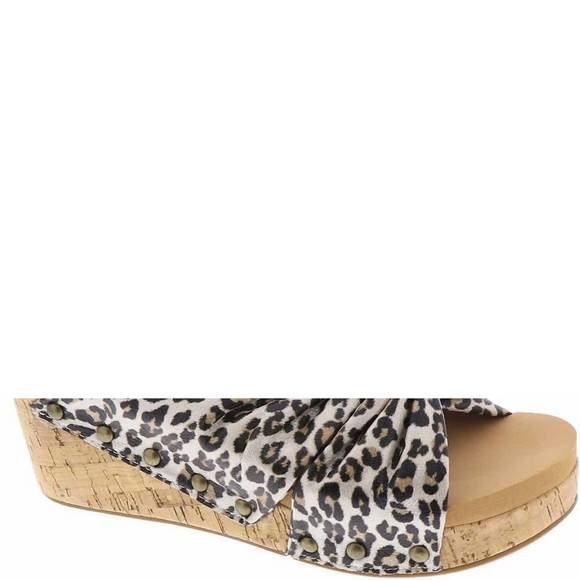 NEW CORKYS FOOTWEAR cheerful in leopard - Picture 1 of 1